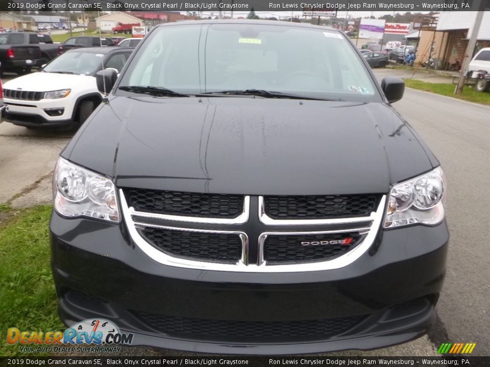 2019 Dodge Grand Caravan SE Black Onyx Crystal Pearl / Black/Light Graystone Photo #12