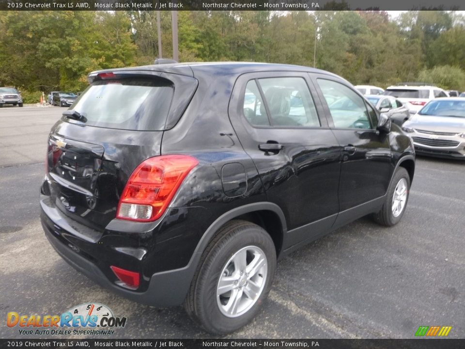 2019 Chevrolet Trax LS AWD Mosaic Black Metallic / Jet Black Photo #5