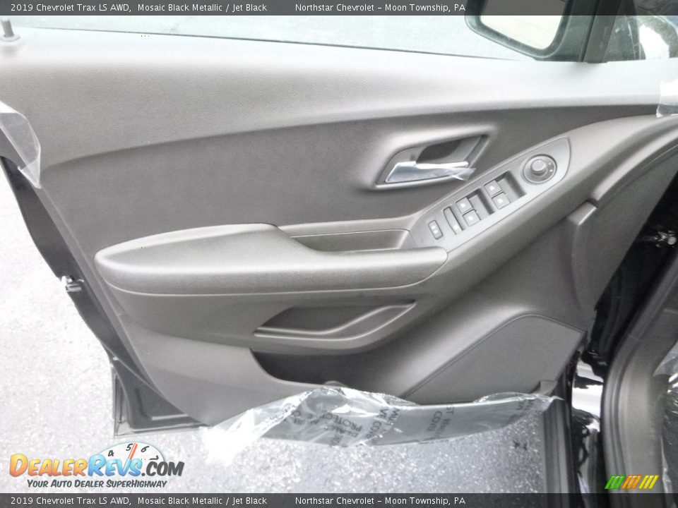 2019 Chevrolet Trax LS AWD Mosaic Black Metallic / Jet Black Photo #14