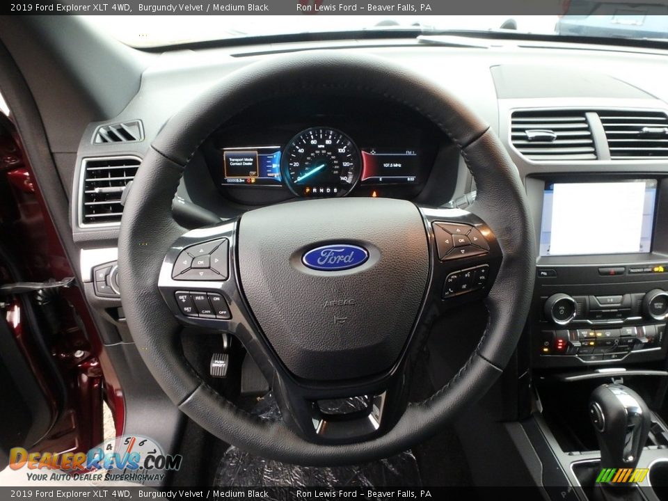 2019 Ford Explorer XLT 4WD Steering Wheel Photo #18