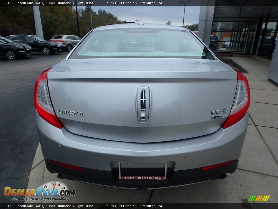2013 Lincoln MKS AWD Silver Diamond / Light Dune Photo #4