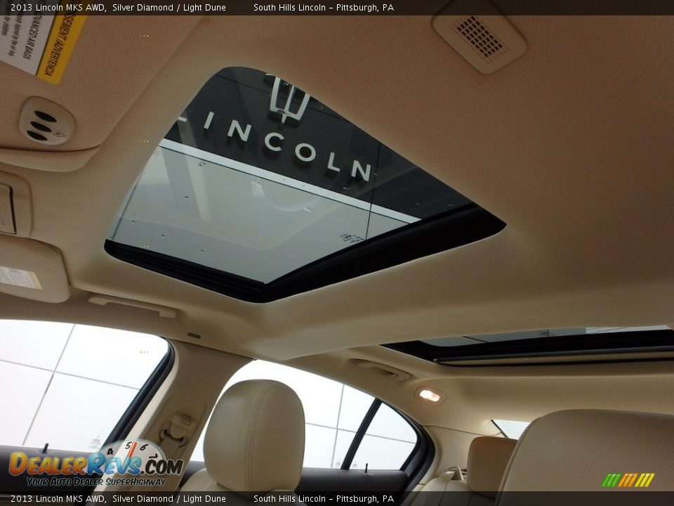 2013 Lincoln MKS AWD Silver Diamond / Light Dune Photo #19