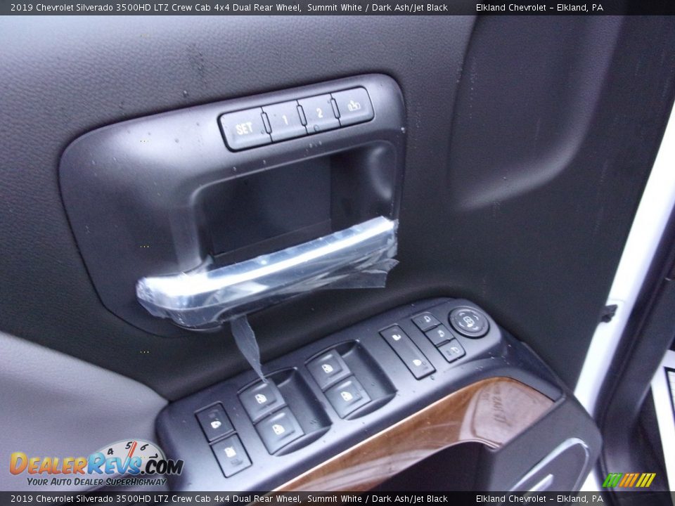 2019 Chevrolet Silverado 3500HD LTZ Crew Cab 4x4 Dual Rear Wheel Summit White / Dark Ash/Jet Black Photo #14