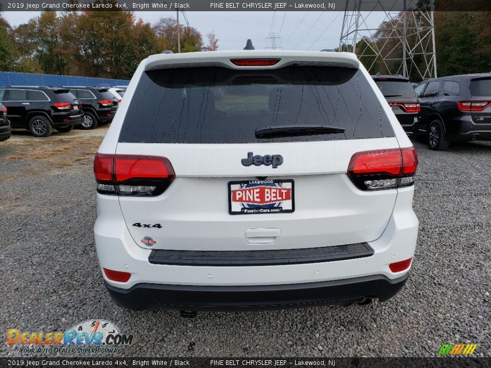 2019 Jeep Grand Cherokee Laredo 4x4 Bright White / Black Photo #5