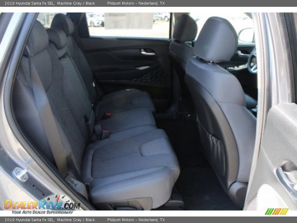 2019 Hyundai Santa Fe SEL Machine Gray / Black Photo #28