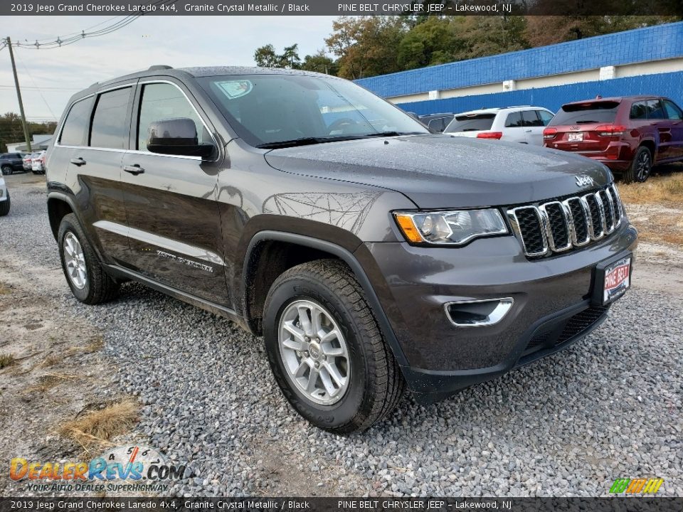 2019 Jeep Grand Cherokee Laredo 4x4 Granite Crystal Metallic / Black Photo #1