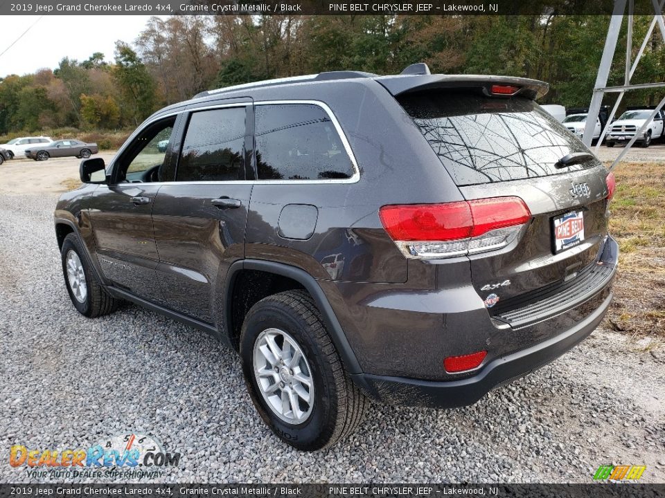 2019 Jeep Grand Cherokee Laredo 4x4 Granite Crystal Metallic / Black Photo #4
