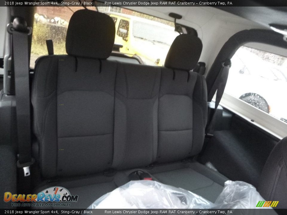 2018 Jeep Wrangler Sport 4x4 Sting-Gray / Black Photo #13