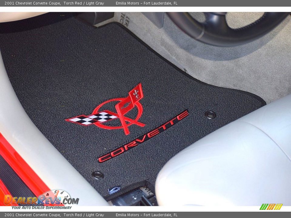 2001 Chevrolet Corvette Coupe Torch Red / Light Gray Photo #44