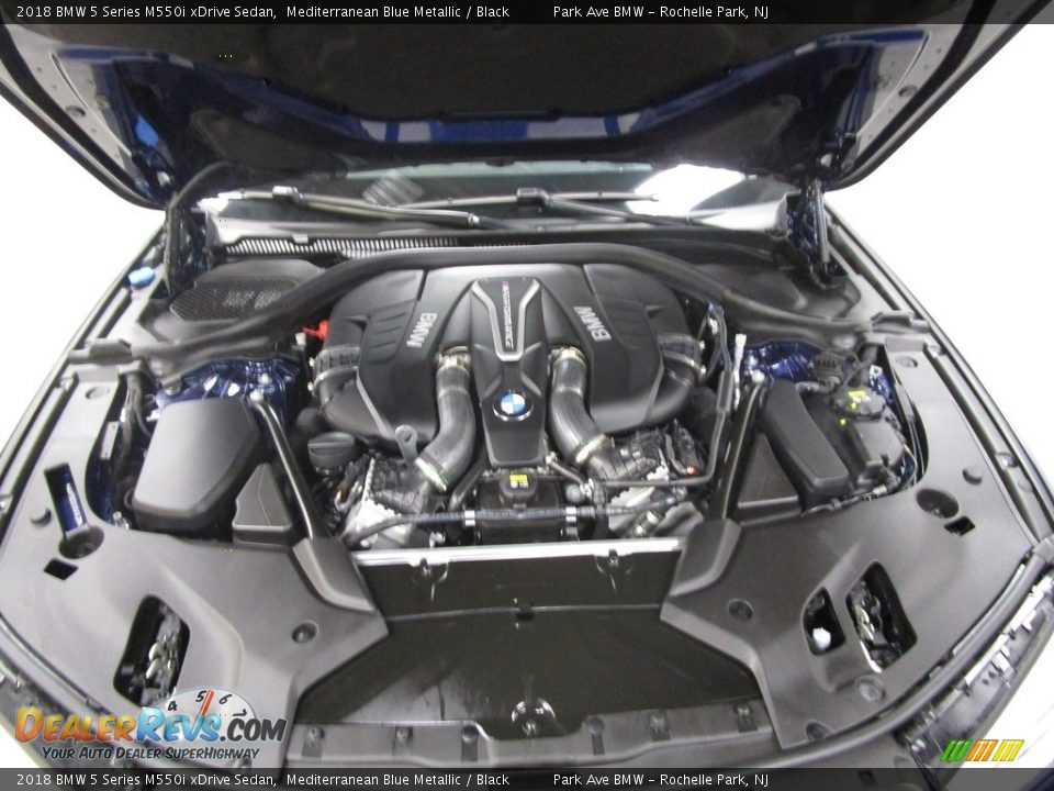 2018 BMW 5 Series M550i xDrive Sedan Mediterranean Blue Metallic / Black Photo #30