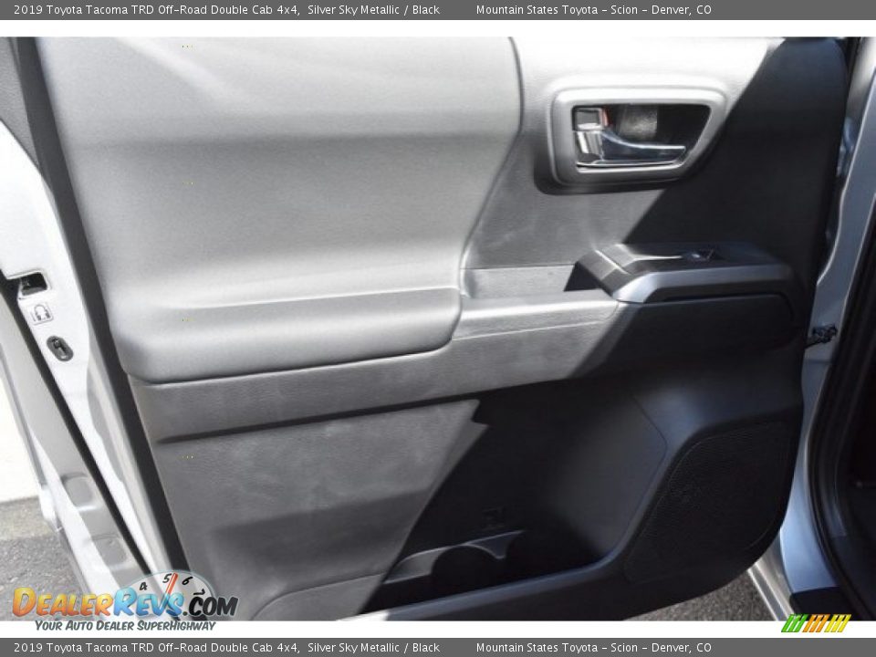 2019 Toyota Tacoma TRD Off-Road Double Cab 4x4 Silver Sky Metallic / Black Photo #21