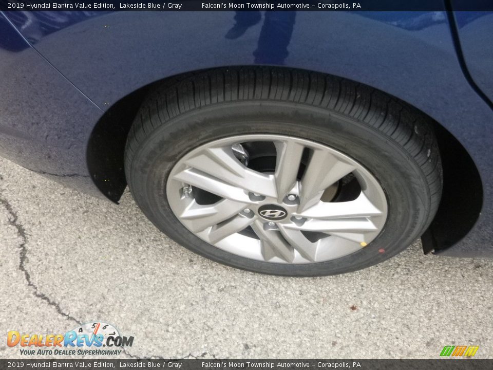 2019 Hyundai Elantra Value Edition Lakeside Blue / Gray Photo #8