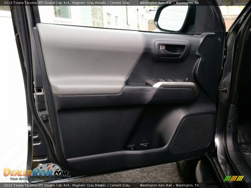 Door Panel of 2019 Toyota Tacoma SR5 Double Cab 4x4 Photo #9