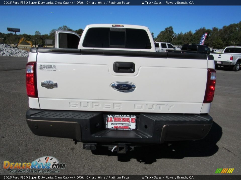 2016 Ford F350 Super Duty Lariat Crew Cab 4x4 DRW Oxford White / Platinum Pecan Photo #36