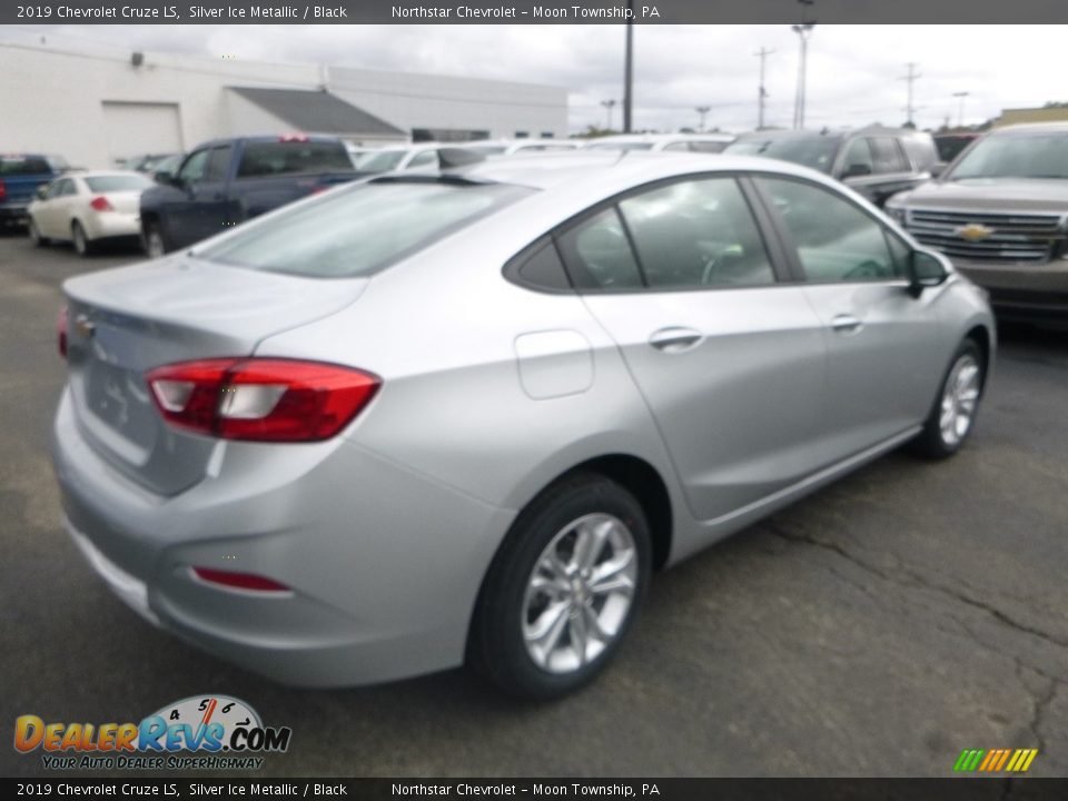 2019 Chevrolet Cruze LS Silver Ice Metallic / Black Photo #5