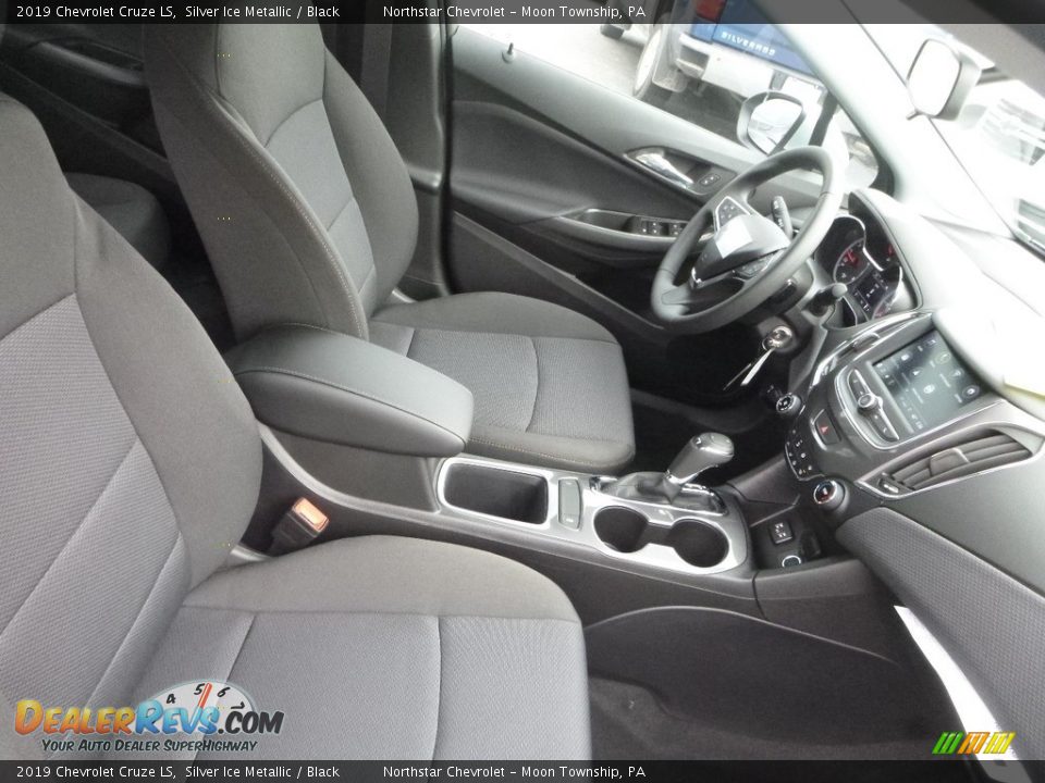 2019 Chevrolet Cruze LS Silver Ice Metallic / Black Photo #10