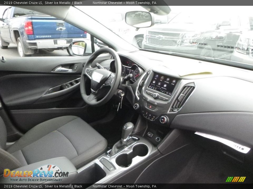 2019 Chevrolet Cruze LS Silver Ice Metallic / Black Photo #11