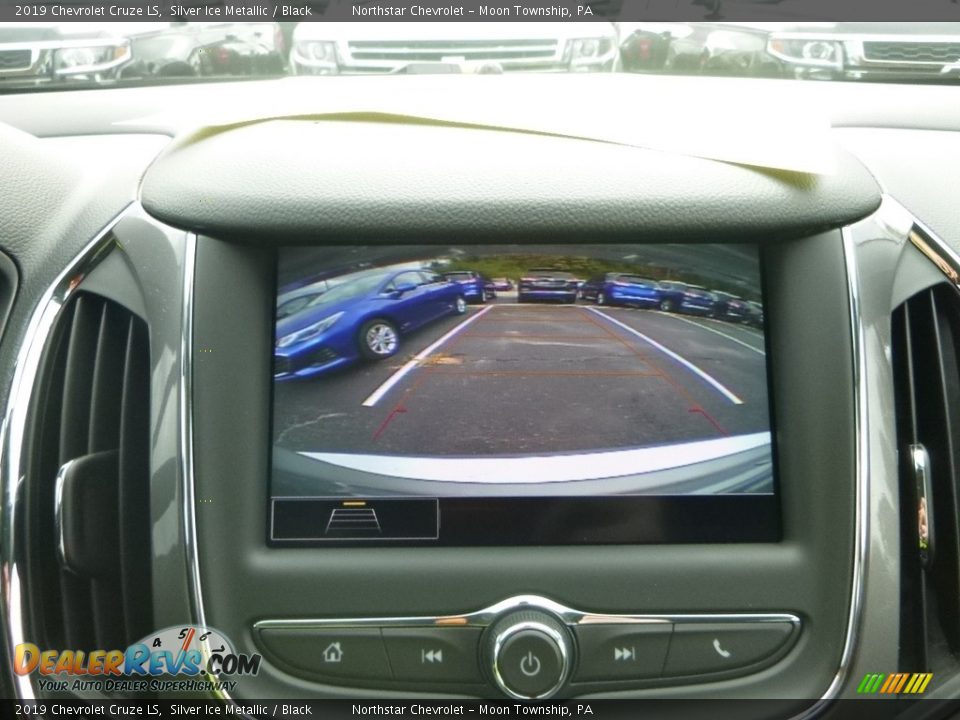 2019 Chevrolet Cruze LS Silver Ice Metallic / Black Photo #18