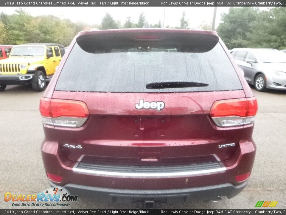 2019 Jeep Grand Cherokee Limited 4x4 Velvet Red Pearl / Light Frost Beige/Black Photo #4
