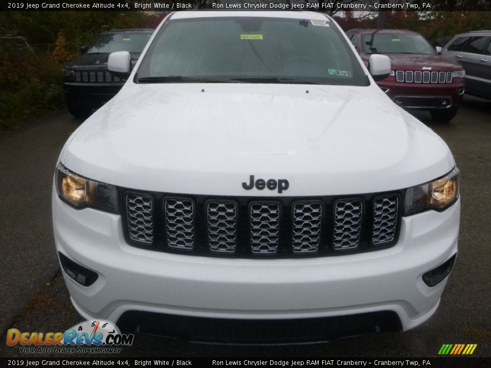 2019 Jeep Grand Cherokee Altitude 4x4 Bright White / Black Photo #8