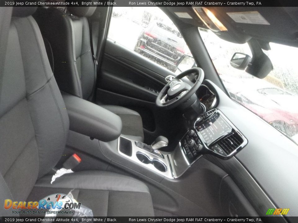 2019 Jeep Grand Cherokee Altitude 4x4 Bright White / Black Photo #10