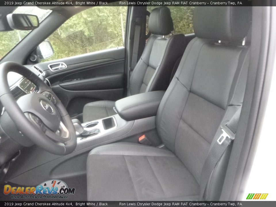 2019 Jeep Grand Cherokee Altitude 4x4 Bright White / Black Photo #16
