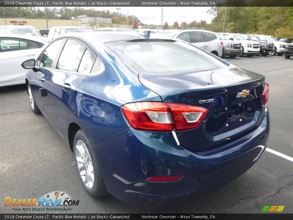 2019 Chevrolet Cruze LT Pacific Blue Metallic / Jet Black/­Galvanized Photo #3