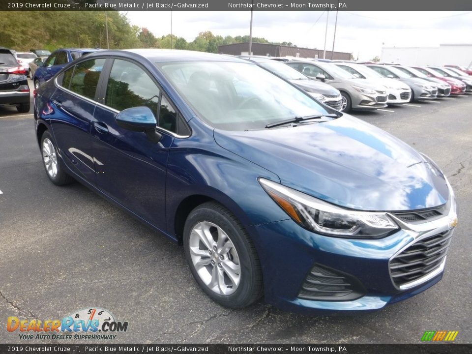 2019 Chevrolet Cruze LT Pacific Blue Metallic / Jet Black/­Galvanized Photo #7