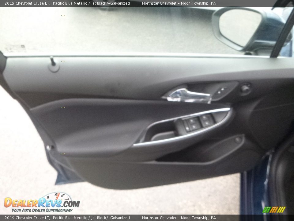 2019 Chevrolet Cruze LT Pacific Blue Metallic / Jet Black/­Galvanized Photo #13