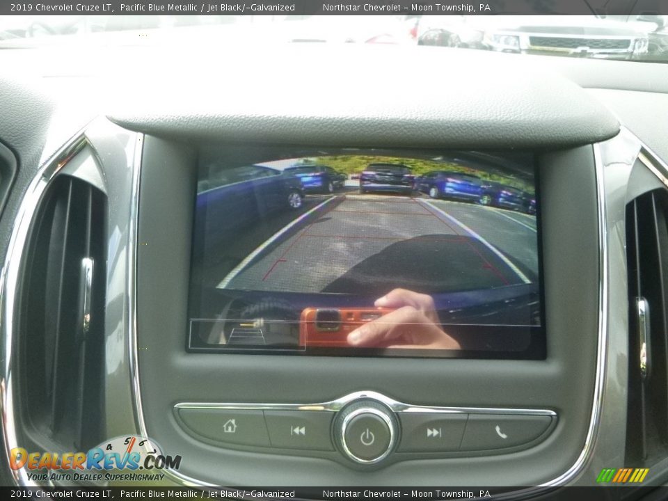 2019 Chevrolet Cruze LT Pacific Blue Metallic / Jet Black/­Galvanized Photo #17