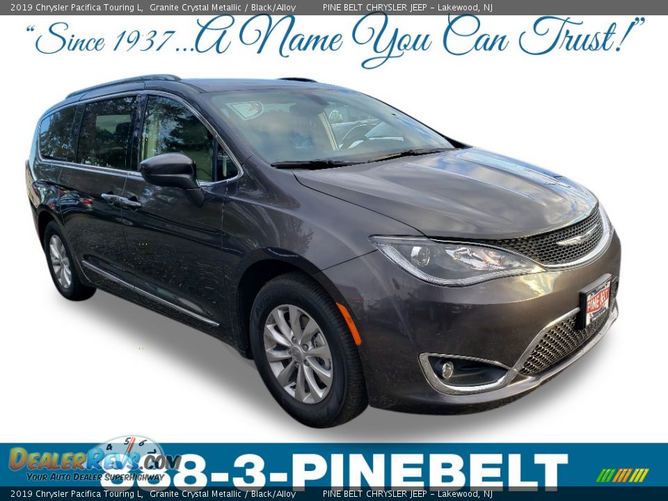 2019 Chrysler Pacifica Touring L Granite Crystal Metallic / Black/Alloy Photo #1