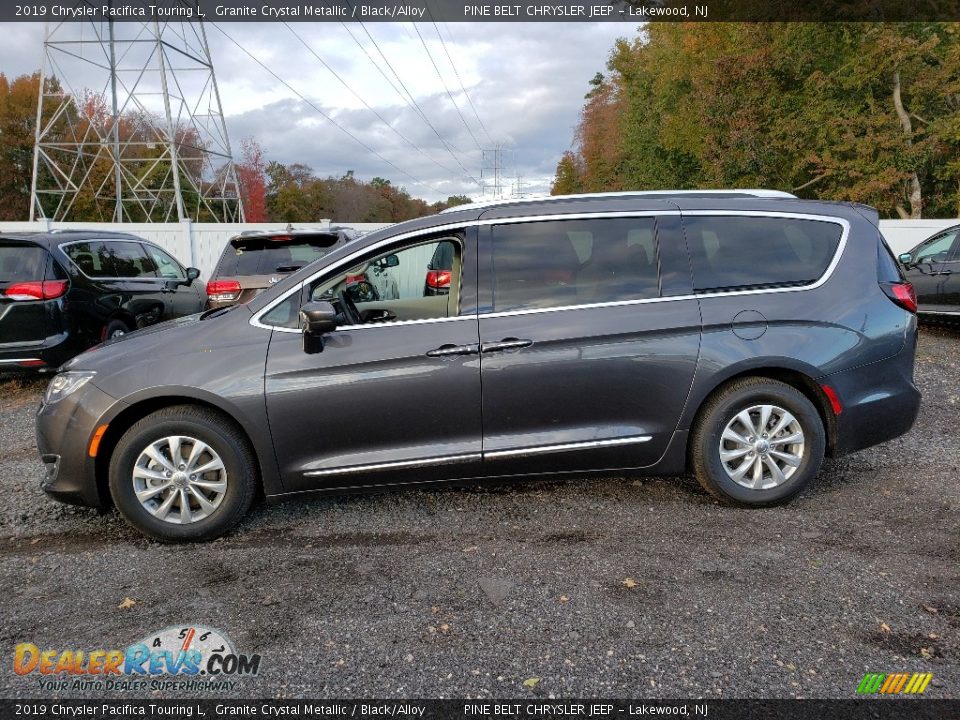 2019 Chrysler Pacifica Touring L Granite Crystal Metallic / Black/Alloy Photo #3
