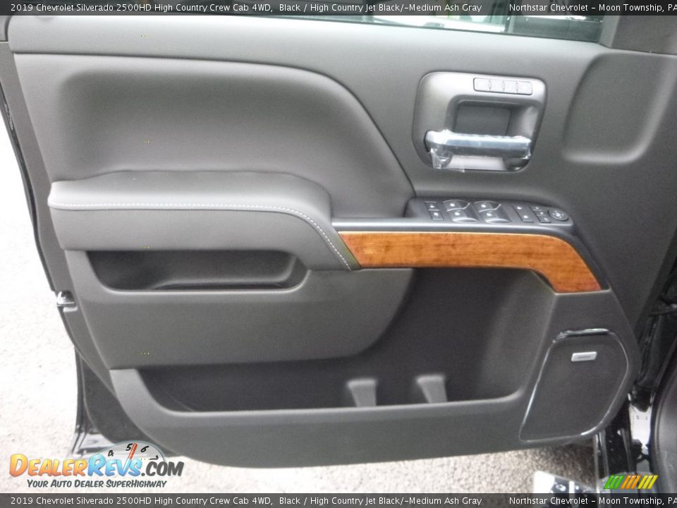 2019 Chevrolet Silverado 2500HD High Country Crew Cab 4WD Black / High Country Jet Black/­Medium Ash Gray Photo #15