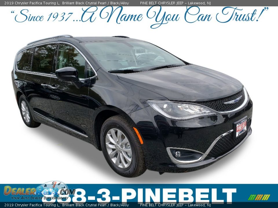 2019 Chrysler Pacifica Touring L Brilliant Black Crystal Pearl / Black/Alloy Photo #1