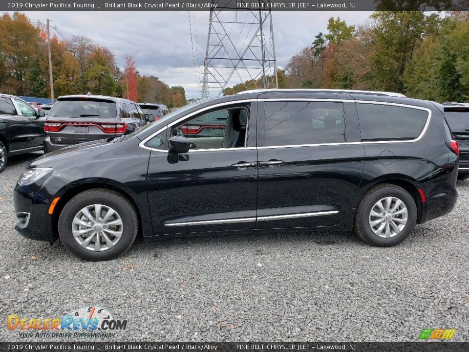 2019 Chrysler Pacifica Touring L Brilliant Black Crystal Pearl / Black/Alloy Photo #3