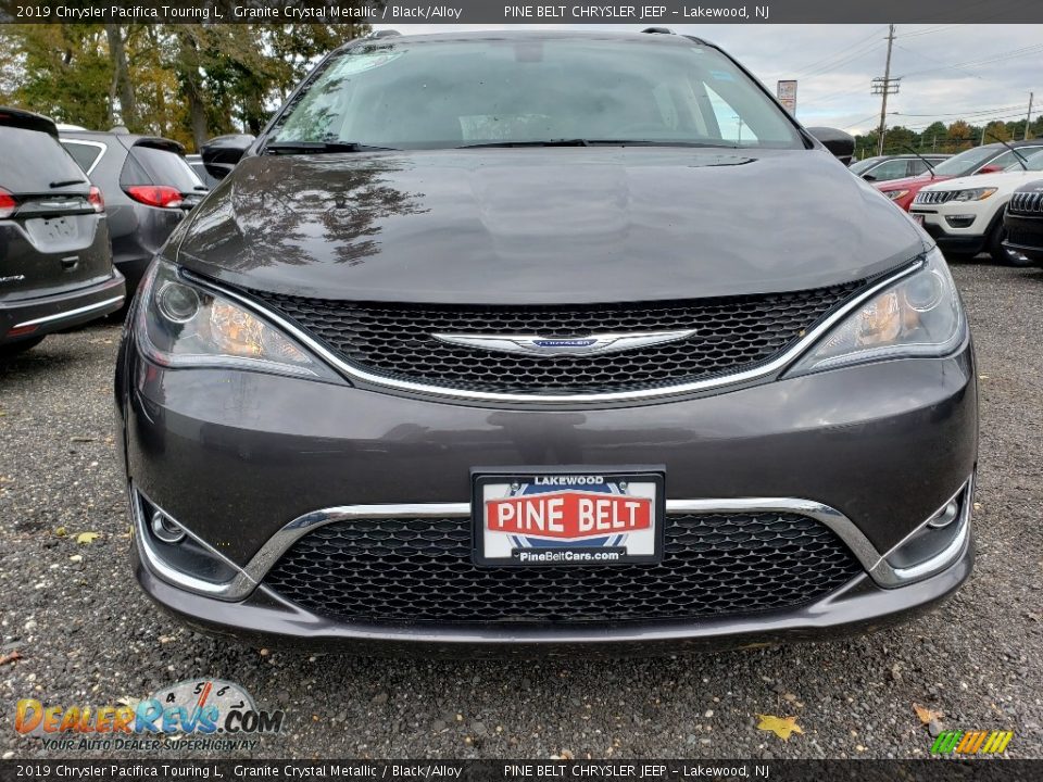 2019 Chrysler Pacifica Touring L Granite Crystal Metallic / Black/Alloy Photo #2