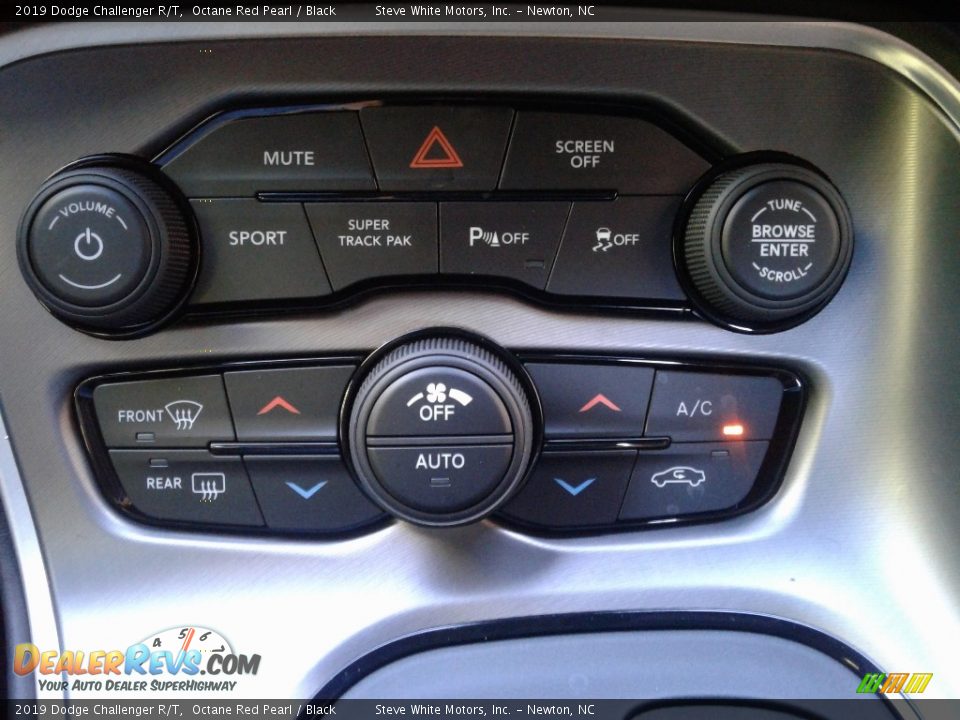 2019 Dodge Challenger R/T Octane Red Pearl / Black Photo #26