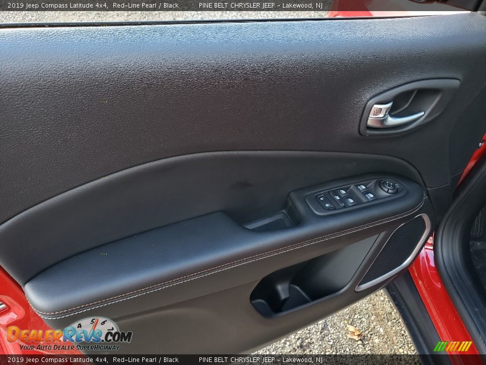 2019 Jeep Compass Latitude 4x4 Red-Line Pearl / Black Photo #8