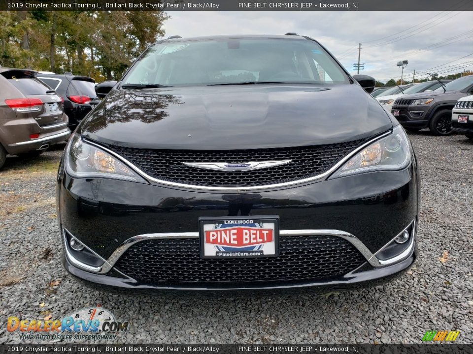 2019 Chrysler Pacifica Touring L Brilliant Black Crystal Pearl / Black/Alloy Photo #2