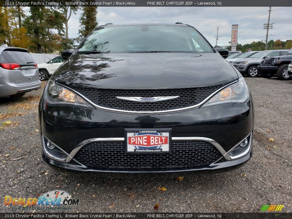 2019 Chrysler Pacifica Touring L Brilliant Black Crystal Pearl / Black/Alloy Photo #2