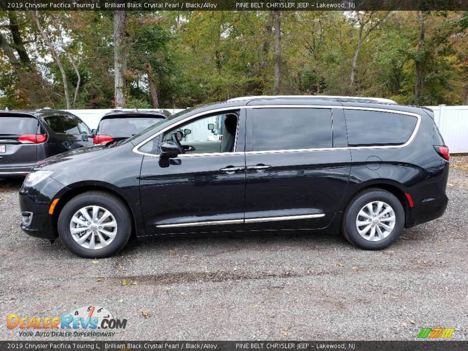 2019 Chrysler Pacifica Touring L Brilliant Black Crystal Pearl / Black/Alloy Photo #3