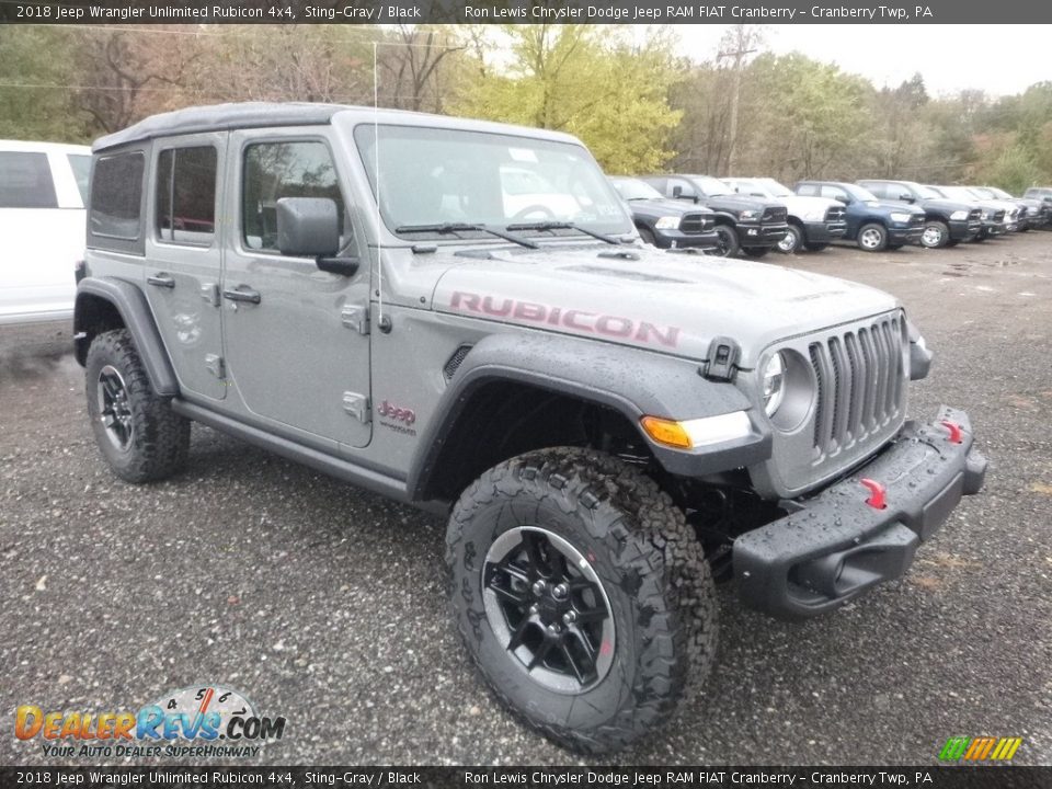 Front 3/4 View of 2018 Jeep Wrangler Unlimited Rubicon 4x4 Photo #7