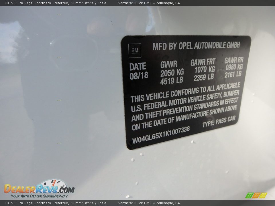 2019 Buick Regal Sportback Preferred Summit White / Shale Photo #15