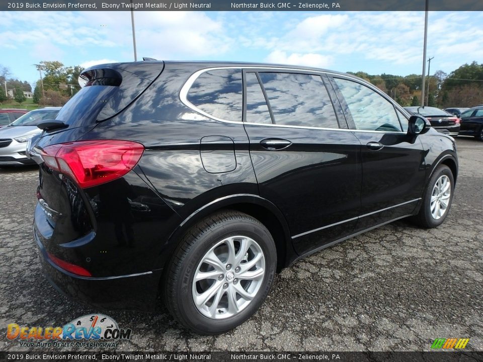 2019 Buick Envision Preferred Ebony Twilight Metallic / Light Neutral Photo #5