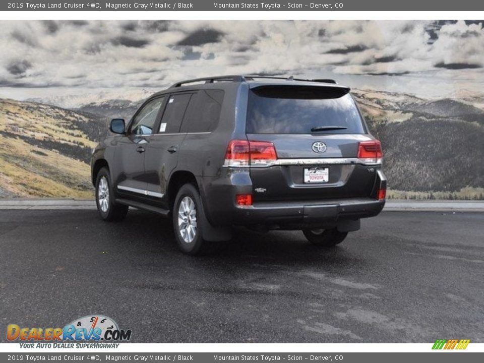 2019 Toyota Land Cruiser 4WD Magnetic Gray Metallic / Black Photo #3