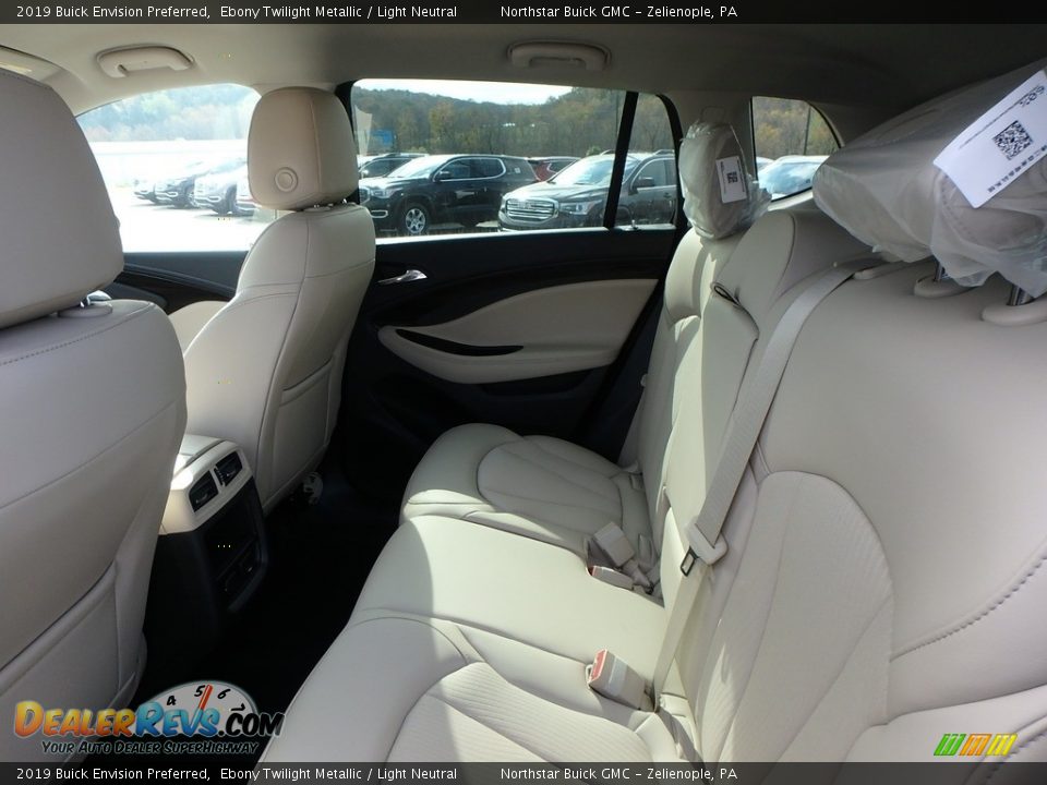 2019 Buick Envision Preferred Ebony Twilight Metallic / Light Neutral Photo #13