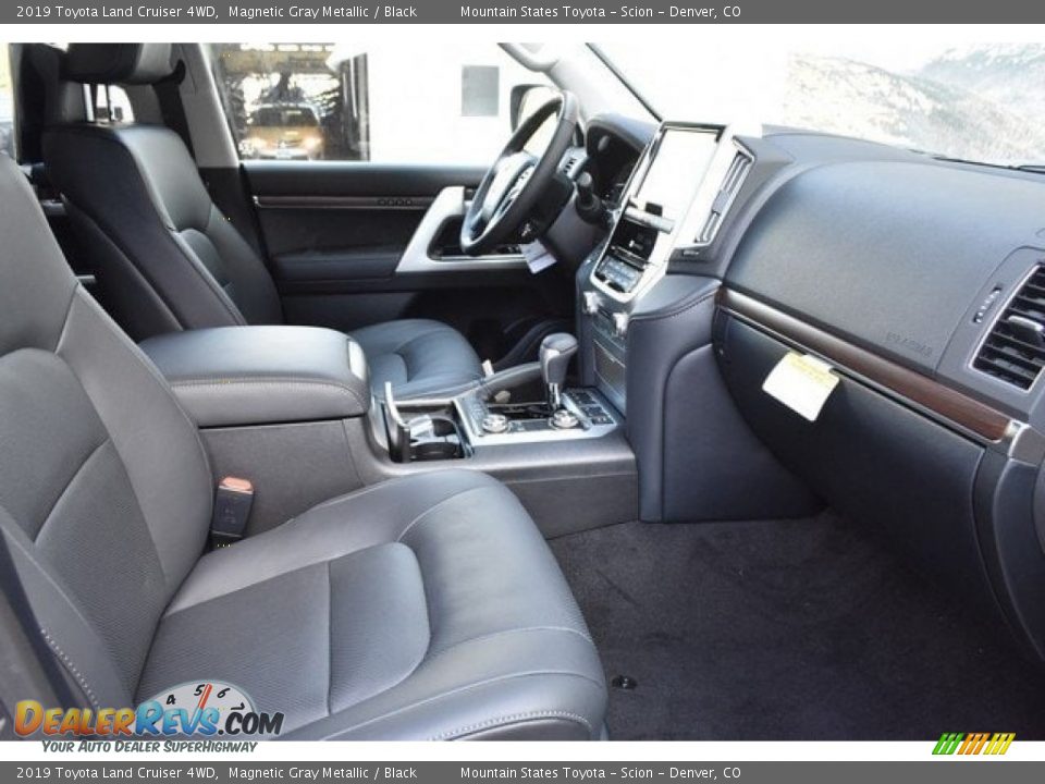 Front Seat of 2019 Toyota Land Cruiser 4WD Photo #12