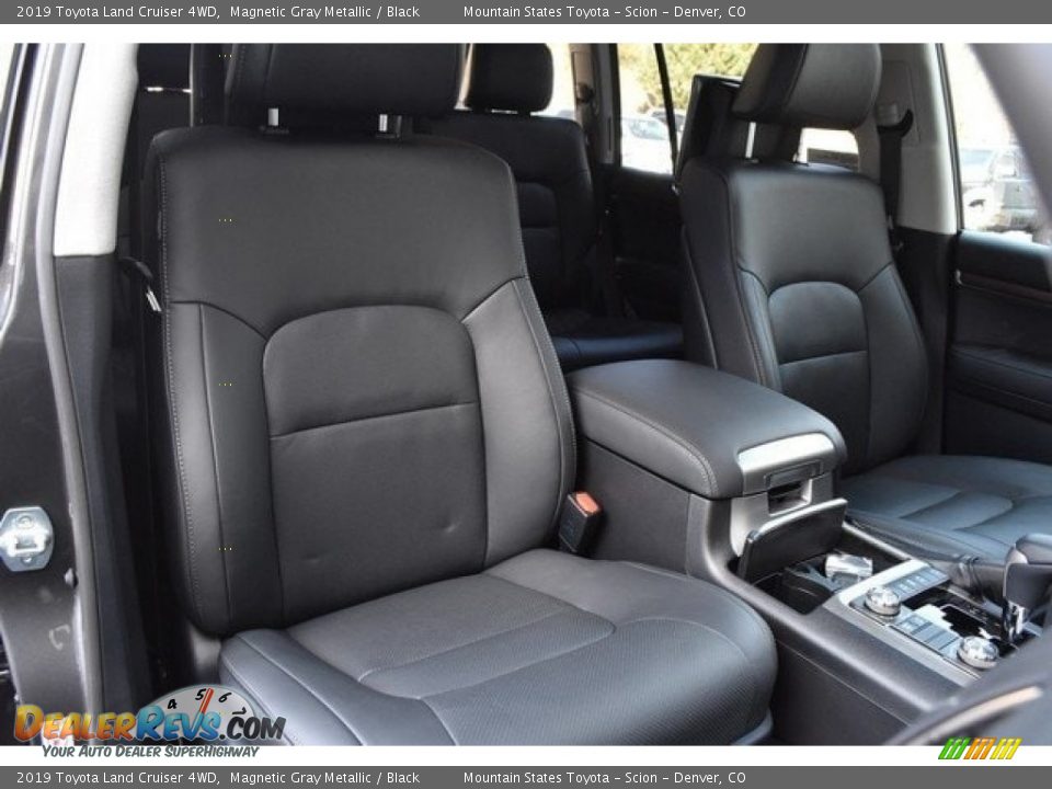 Front Seat of 2019 Toyota Land Cruiser 4WD Photo #13