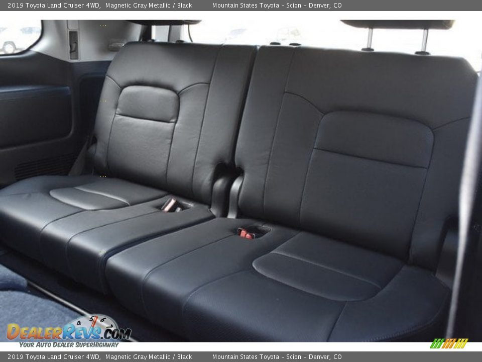 2019 Toyota Land Cruiser 4WD Magnetic Gray Metallic / Black Photo #24