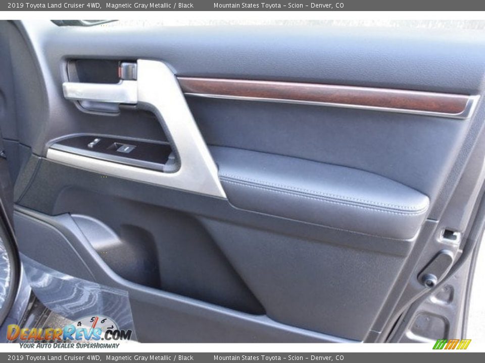 Door Panel of 2019 Toyota Land Cruiser 4WD Photo #27
